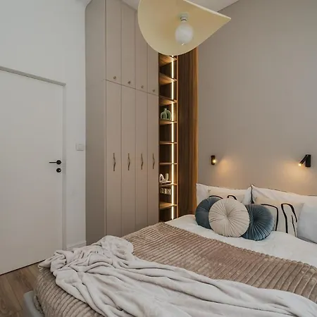 Kredytowa Apartamento Varsóvia
